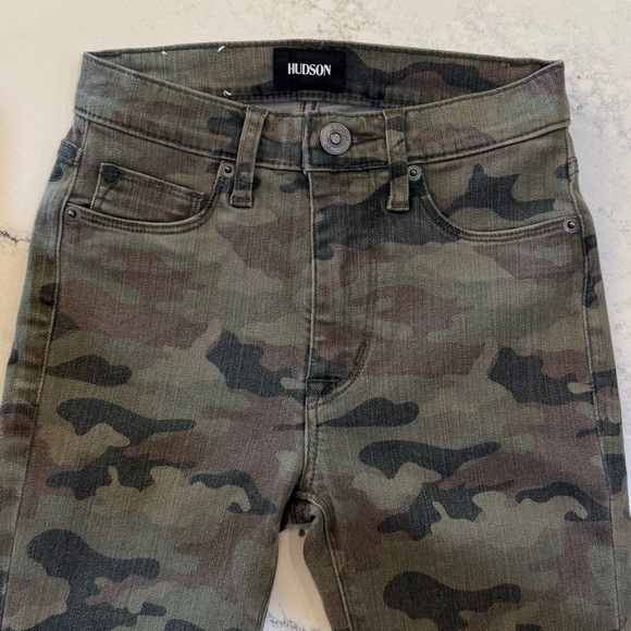 Hudson Jeans Barbara High Waist Crop Raw Hem Camouflage Stretch Skinny Jean - Picture 9 of 12